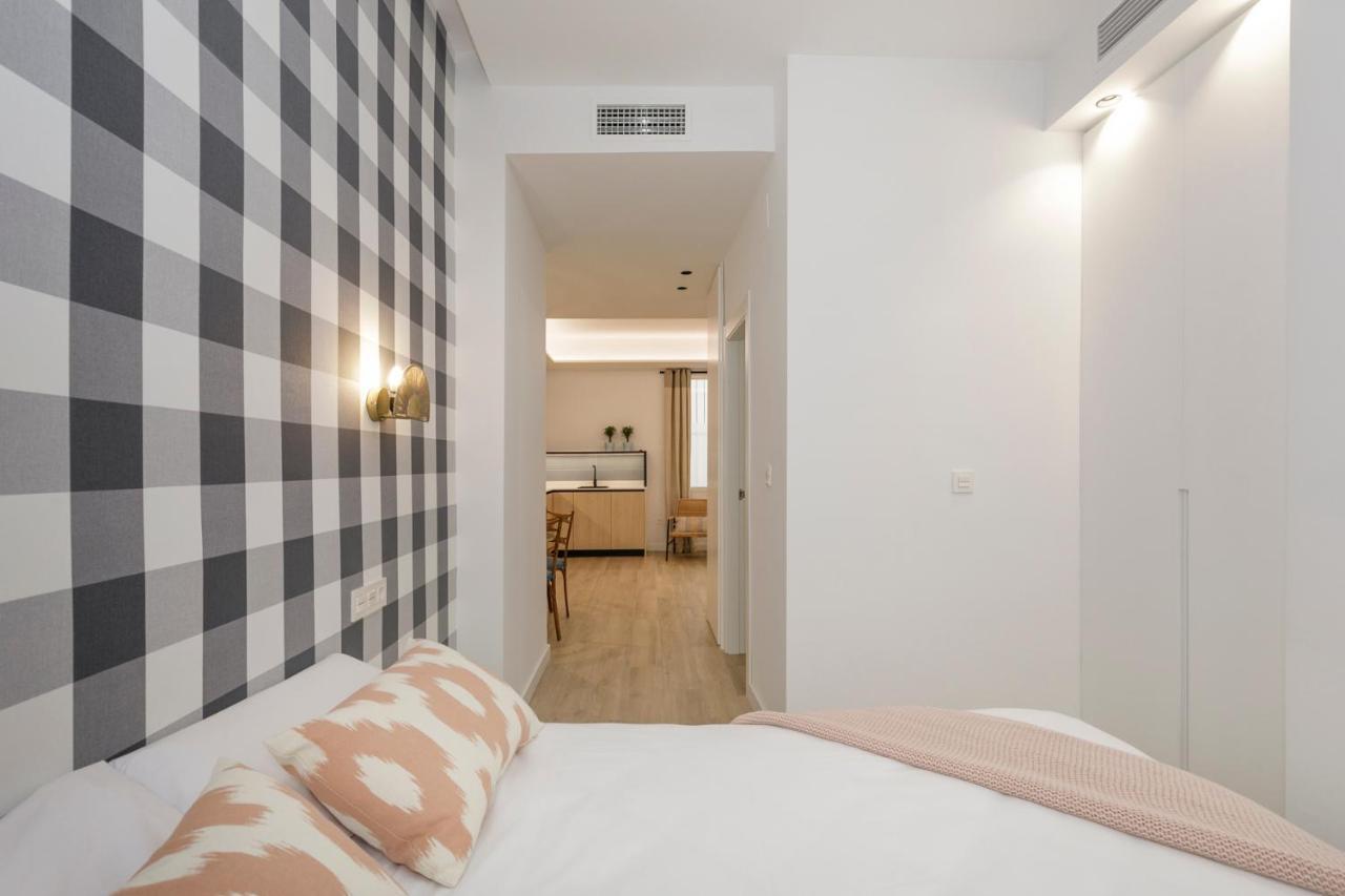 Hi Room - Smart Apartments - He 0 Granada Dış mekan fotoğraf